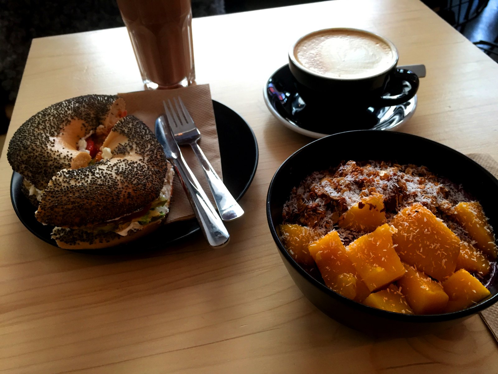 juicery21 bagel acai bowl