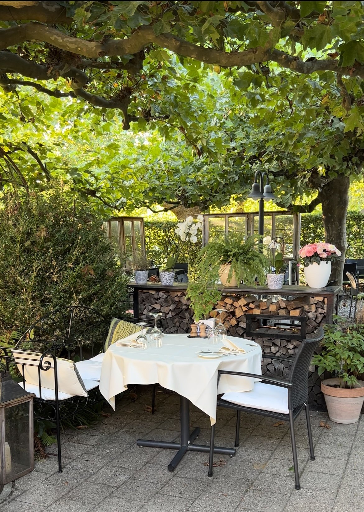 restaurant roessli illnau garten sommer